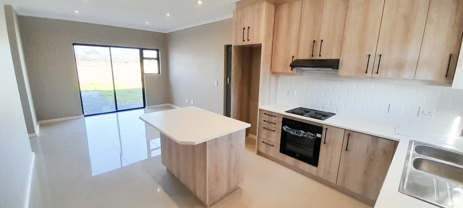 3 Bedroom Property for Sale in Silwood Heights Western Cape